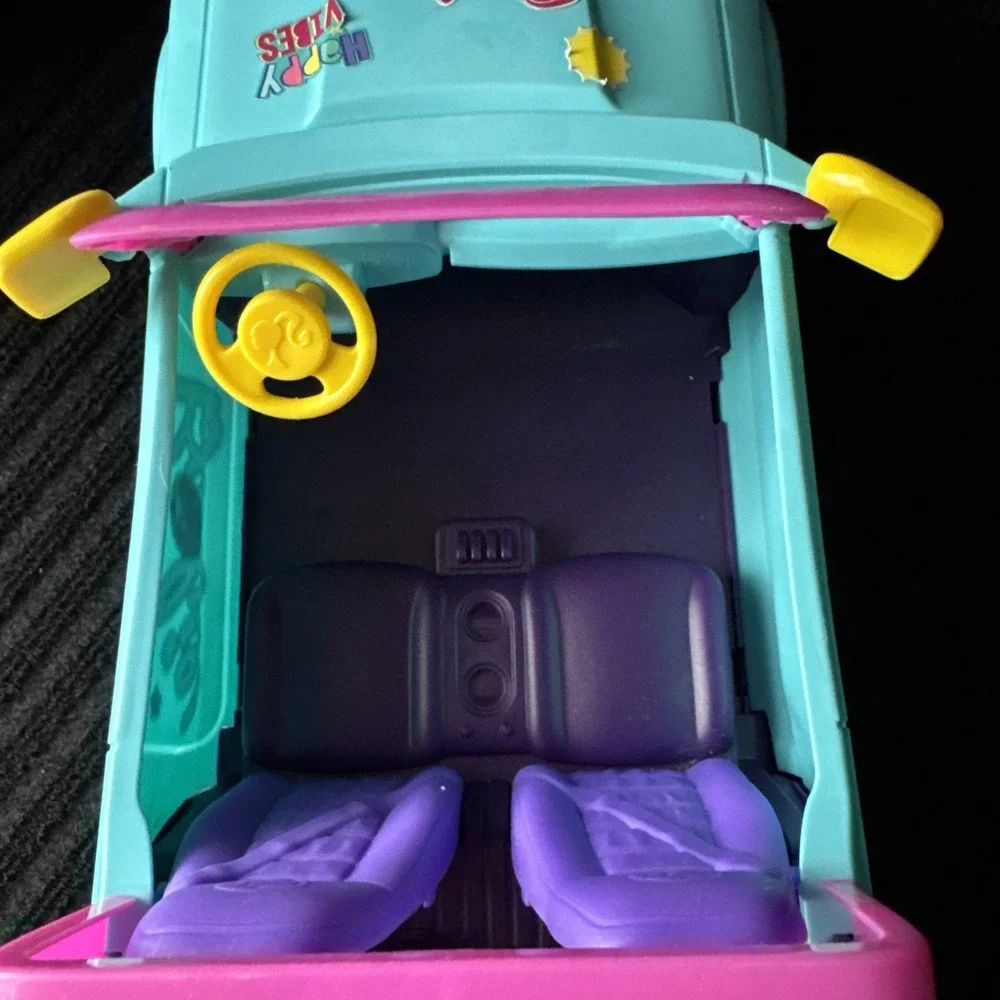Barbie Hot Wheels Remote‎ Control RC SUV  - *no remote* - Pre-Owned